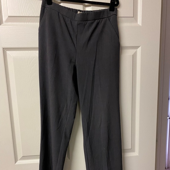 Good Condition Grey Dana Buchman Women’s Slacks Pants Size 8 with pockets - Picture 1 of 6